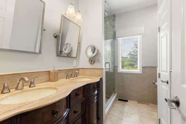 20 Brassie Way 20, North Reading, MA 01864