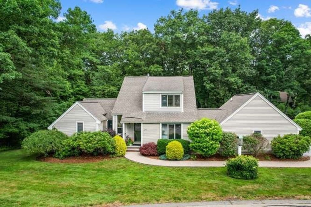20 Brassie Way 20, North Reading, MA 01864