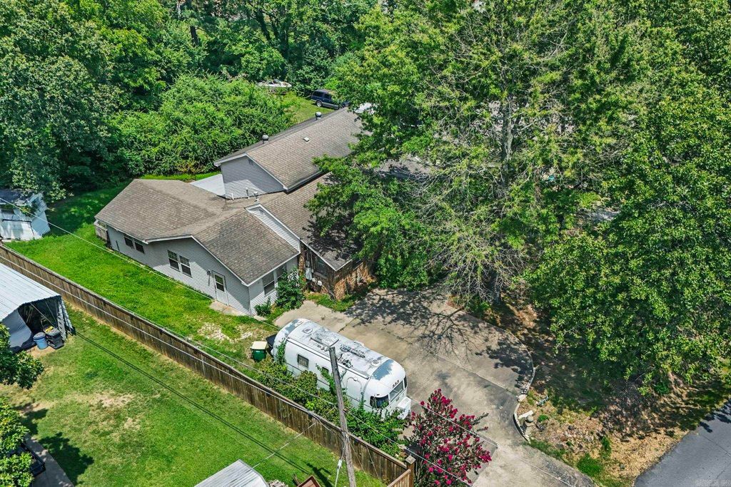 135 W Lee Avenue, Sherwood, AR 72120