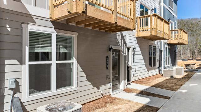 244 Asbury Oak Lane, Chattanooga, TN 37419