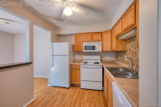 7592 Woodview Street 4, Westland, MI 48185