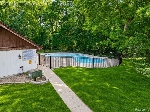 7592 Woodview Street 4, Westland, MI 48185