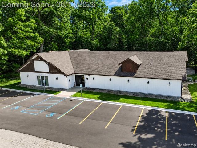 7592 Woodview Street 4, Westland, MI 48185