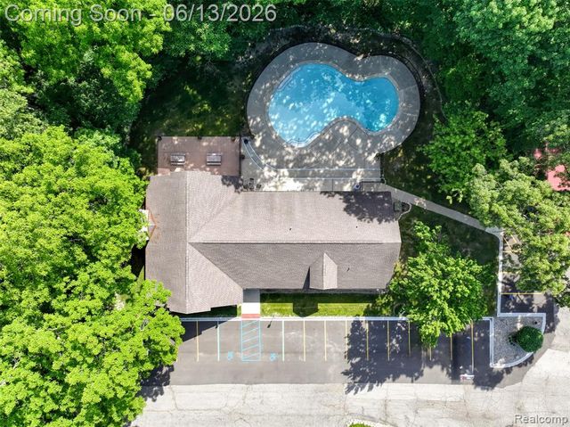 7592 Woodview Street 4, Westland, MI 48185