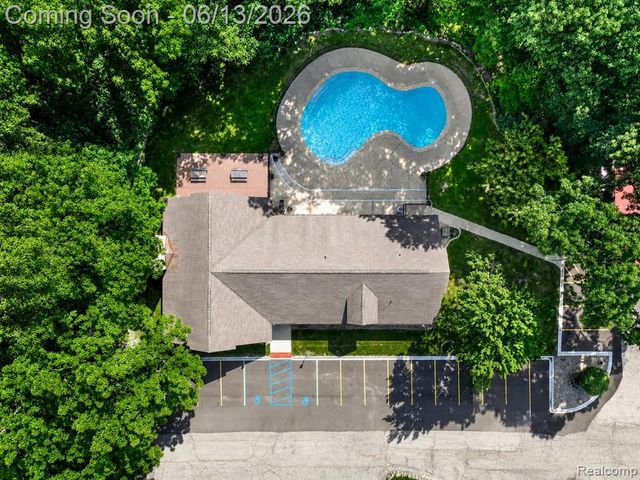 7592 Woodview Street 4, Westland, MI 48185