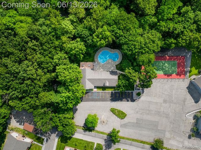 7592 Woodview Street 4, Westland, MI 48185