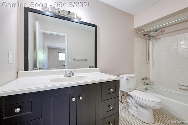 7592 Woodview Street 4, Westland, MI 48185