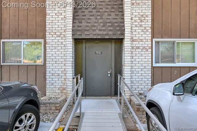 7592 Woodview Street 4, Westland, MI 48185