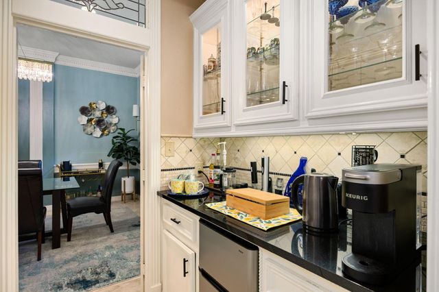 17511 Hawkin Lane, Tomball, TX 77377