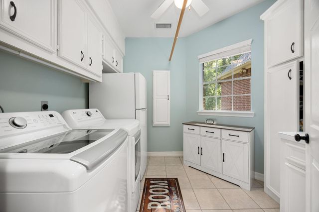 17511 Hawkin Lane, Tomball, TX 77377