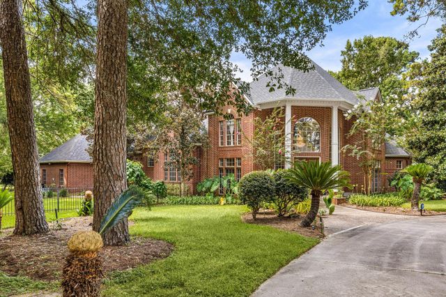17511 Hawkin Lane, Tomball, TX 77377