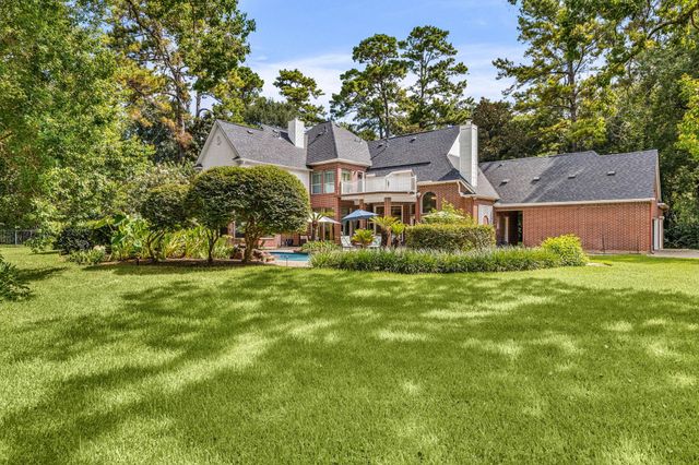 17511 Hawkin Lane, Tomball, TX 77377