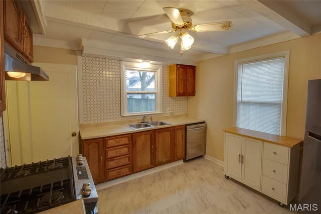 1644 N Church Street, Belleville, IL 62221