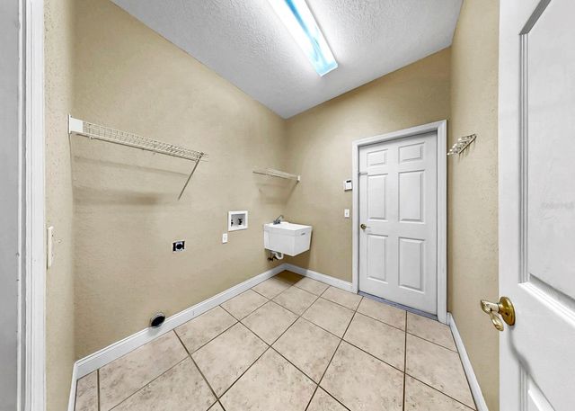 2434 COLONEL FORD DRIVE, Lakeland, FL 33813