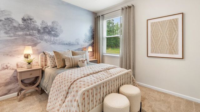 215 KIPLING DR, Oakland, TN 38060