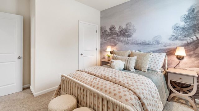 215 KIPLING DR, Oakland, TN 38060