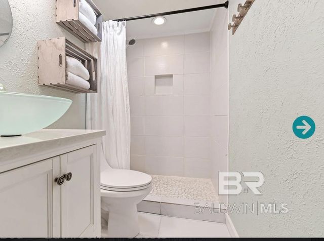 200 E Beach Boulevard 321, Gulf Shores, AL 36542