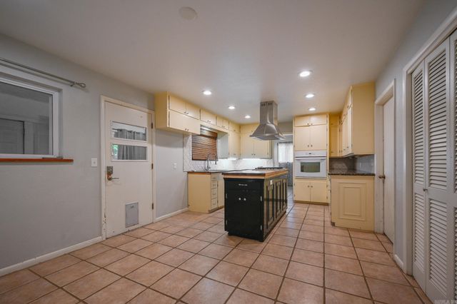 101 Eight St, Mena, AR 71953