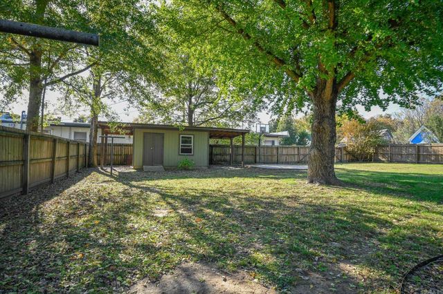 101 Eight St, Mena, AR 71953