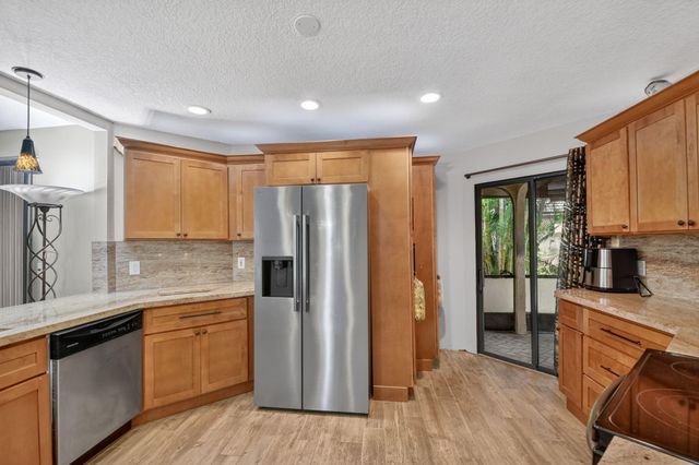 5155 Pine Drive, Boynton Beach, FL 33437