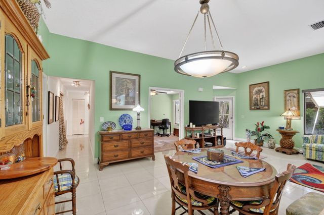 5155 Pine Drive, Boynton Beach, FL 33437