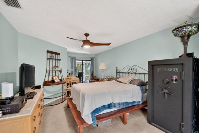 5155 Pine Drive, Boynton Beach, FL 33437