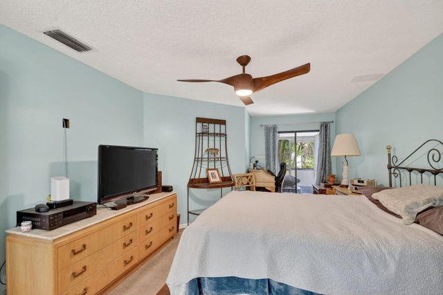 5155 Pine Drive, Boynton Beach, FL 33437