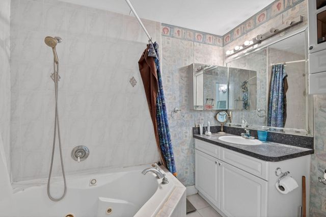 5155 Pine Drive, Boynton Beach, FL 33437