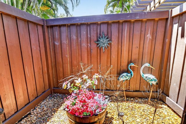 5155 Pine Drive, Boynton Beach, FL 33437