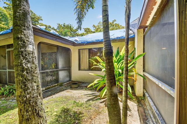 5155 Pine Drive, Boynton Beach, FL 33437