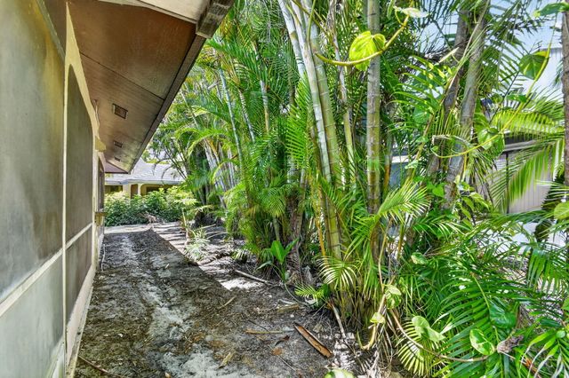 5155 Pine Drive, Boynton Beach, FL 33437