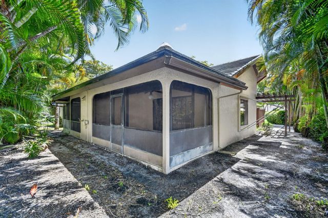 5155 Pine Drive, Boynton Beach, FL 33437