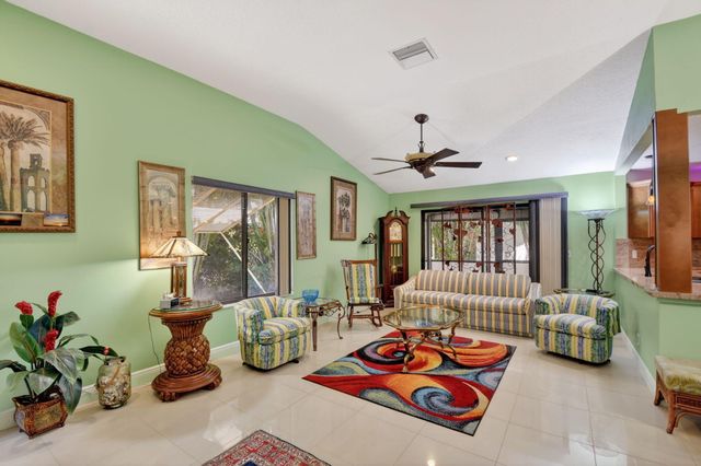 5155 Pine Drive, Boynton Beach, FL 33437