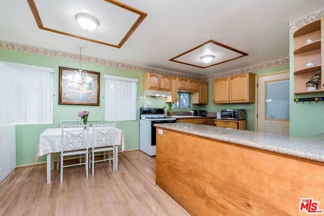 339 N Rampart Boulevard, Los Angeles, CA 90026