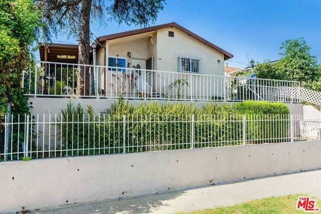 339 N Rampart Boulevard, Los Angeles, CA 90026