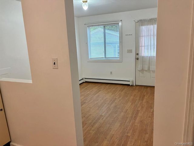 48 Eleanor Avenue, Mastic, NY 11950