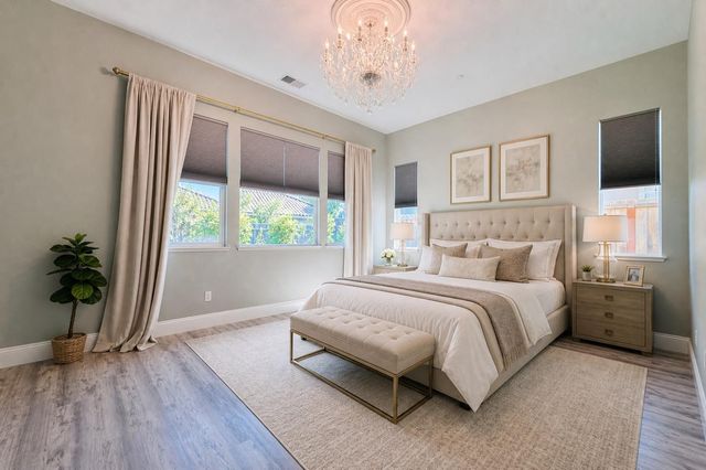 2845 E Goshen, Fresno, CA 93720