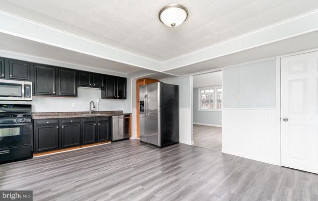 2020 DINEEN DR, Dundalk, MD 21222