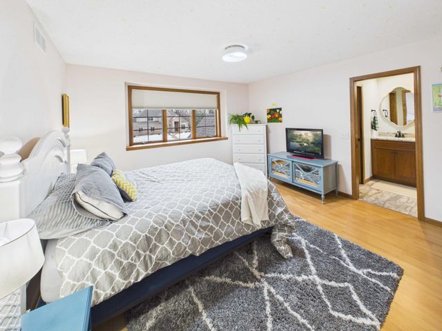 1417 Cougar Court, Sartell, MN 56377