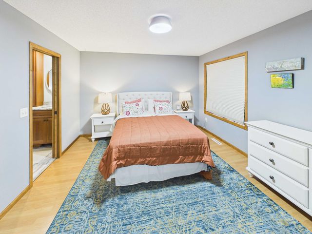 1417 Cougar Court, Sartell, MN 56377