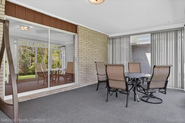 21730 Riverview Drive, Beverly Hills Village, MI 48025