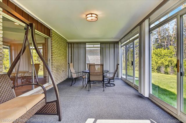 21730 Riverview Drive, Beverly Hills Village, MI 48025