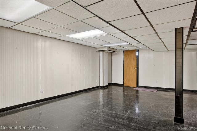 21730 Riverview Drive, Beverly Hills Village, MI 48025