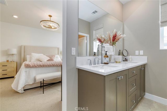 2556 Little Rock, Simi Valley, CA 93065