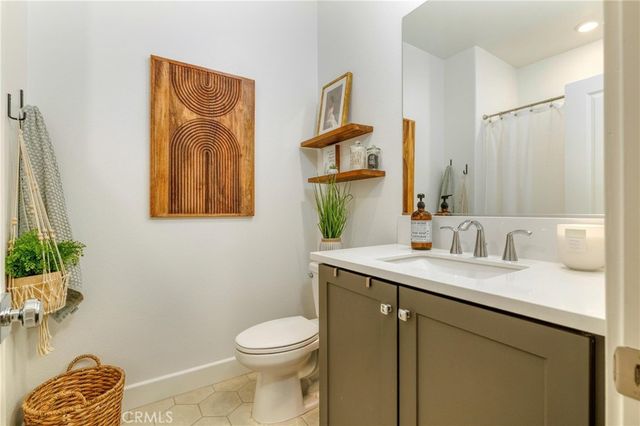 2556 Little Rock, Simi Valley, CA 93065