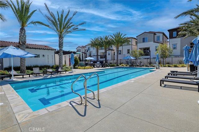 2556 Little Rock, Simi Valley, CA 93065