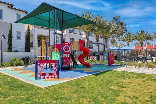 2556 Little Rock, Simi Valley, CA 93065
