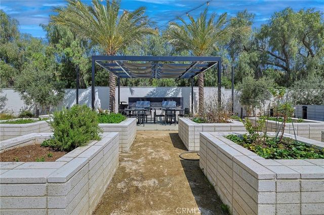 2556 Little Rock, Simi Valley, CA 93065