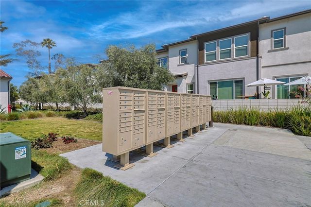 2556 Little Rock, Simi Valley, CA 93065