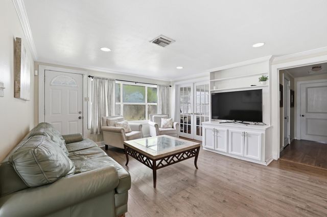 301 Washington Ave, Thibodaux, LA 70301